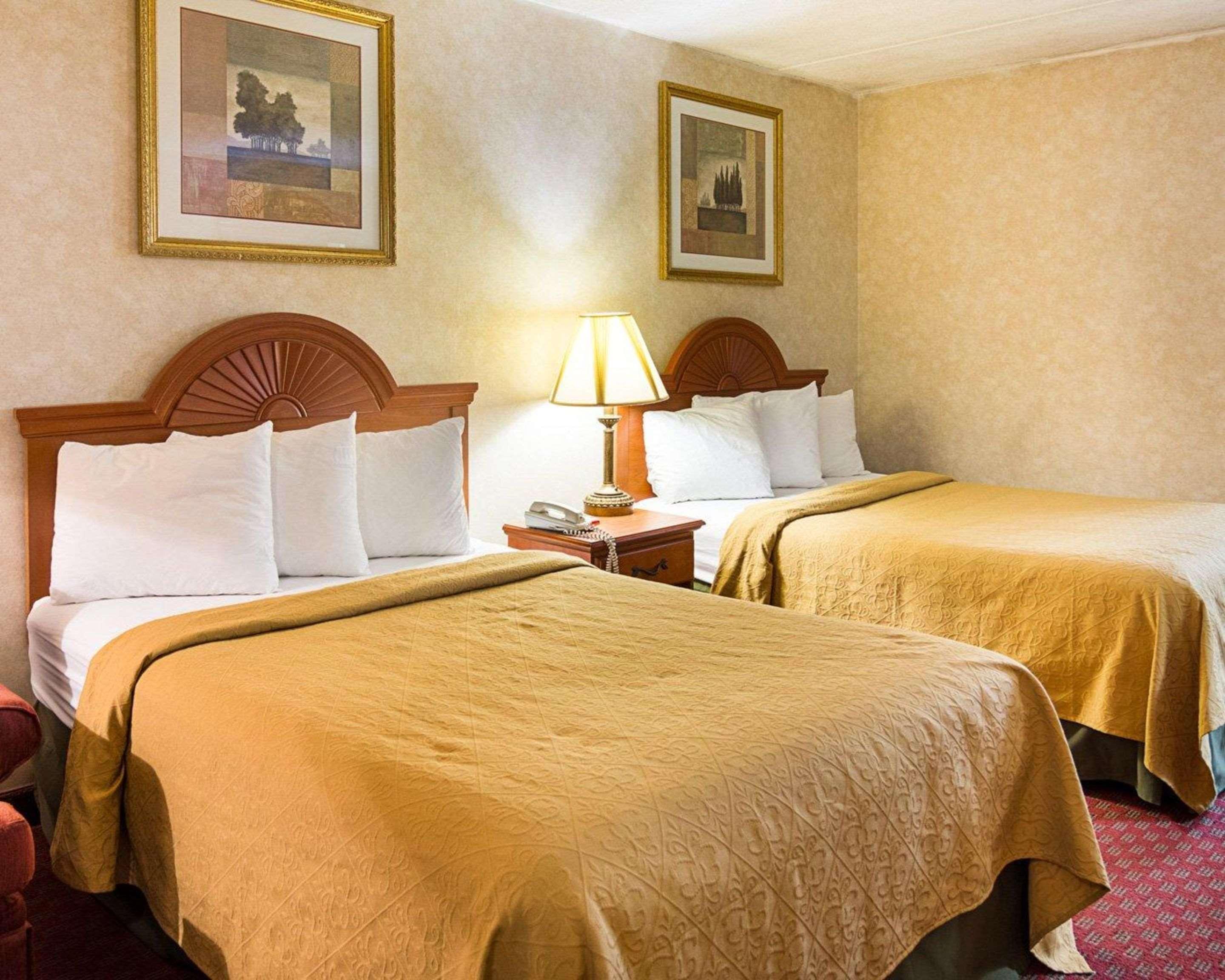 Quality Inn Petersburg Near Fort Gregg-Adams Buitenkant foto